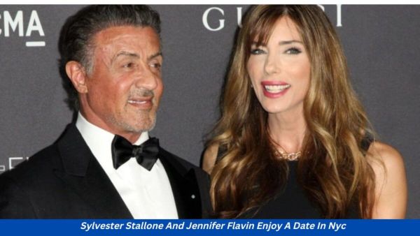 Sylvester Stallone과 Jennifer Flavin은 NYC에서 데이트를 즐깁니다.